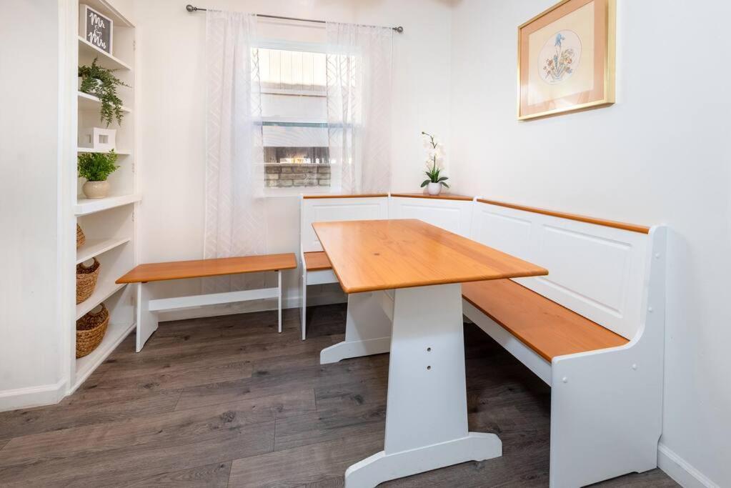 Chic And Spacious 3Br Gem In Central La Лос-Анджелес Екстер'єр фото