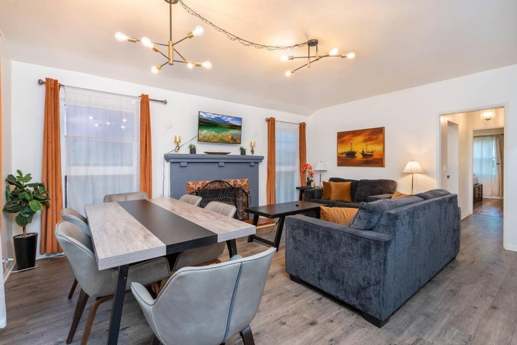 Chic And Spacious 3Br Gem In Central La Лос-Анджелес Екстер'єр фото